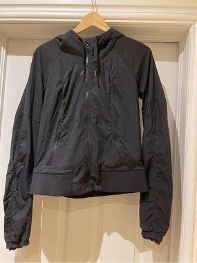lululemon Black Hooded Jacket Althleisure Travel Transitional Dance Studio 8